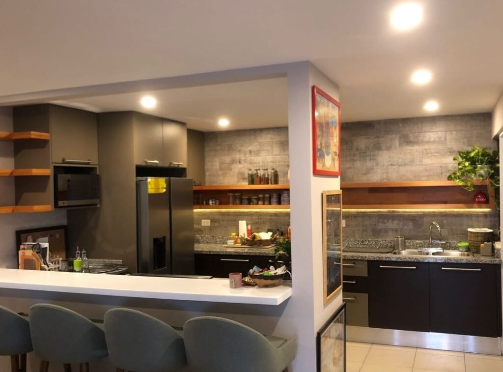 Mueble de cocina a la medida — Idealo CR