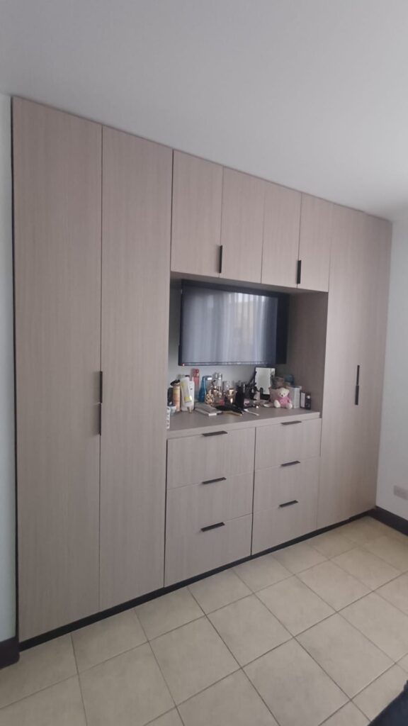 Mueble closet a la medida — Idealo CR