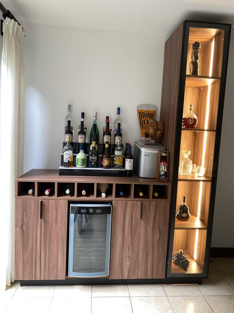 muebles bar